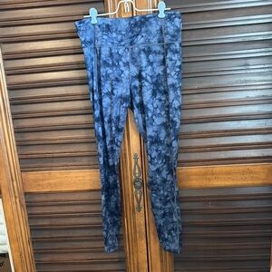 Athleta Salutation Blue and Gray Tie-Dye Leggings. Large TALL